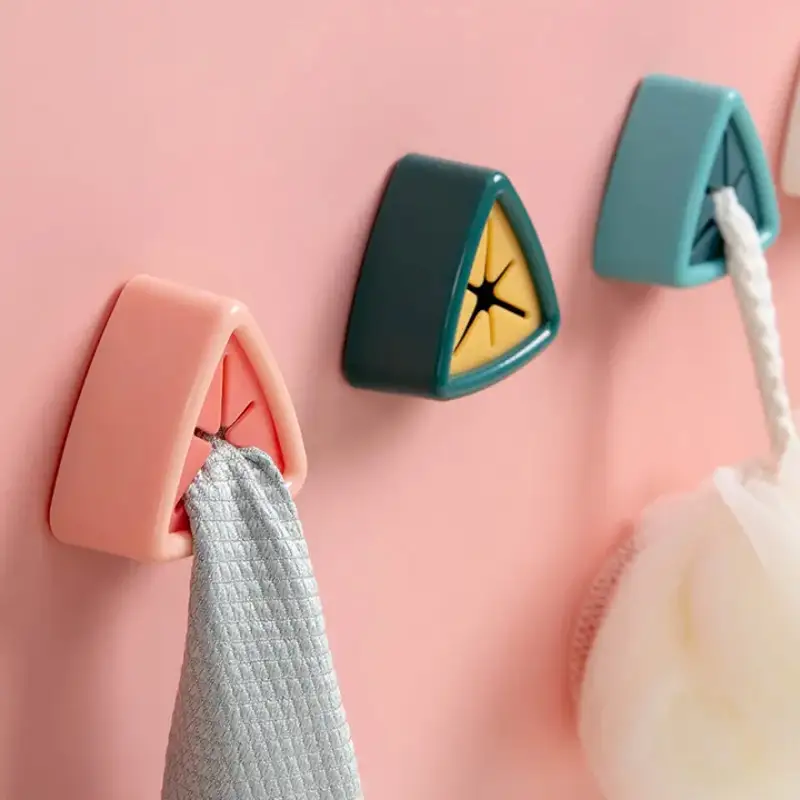 Towel Holder Punch Storage Hook Sucker (Pack of 2)