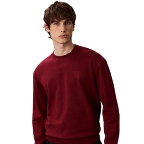 Aesthetic Gen Basic Maroon Sweatshirt