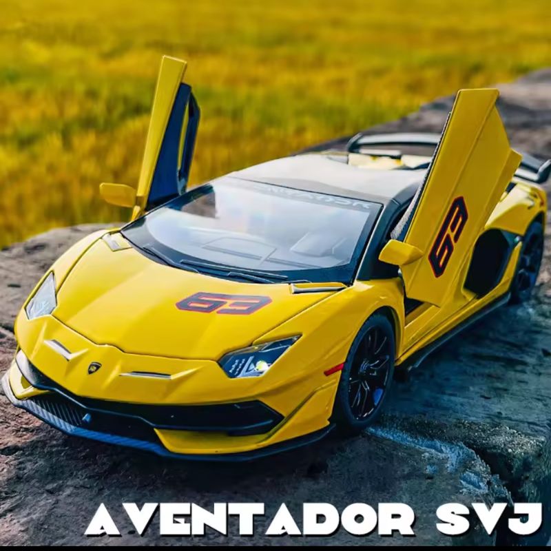 Lamborghini Avantadoor SVJ63 Diecast Model 1/24