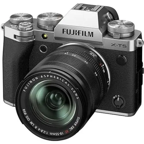 Fujifilm XT-5 With 18-55mm F2.8-4 Lens