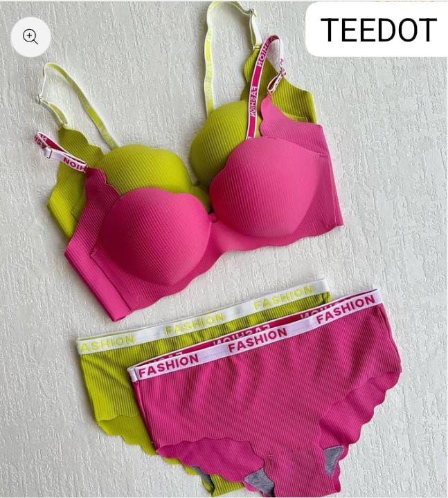 Women's V-Cut Bra & Panty Set – Floral Design, Comfortable & Stylish Lingerie